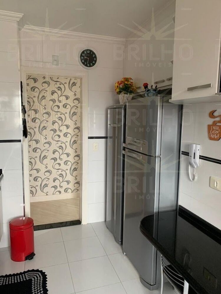 Apartamento à venda com 2 quartos, 62m² - Foto 14