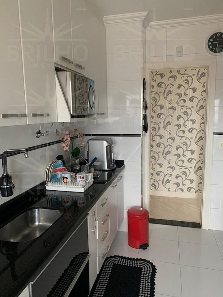 Apartamento à venda com 2 quartos, 62m² - Foto 12