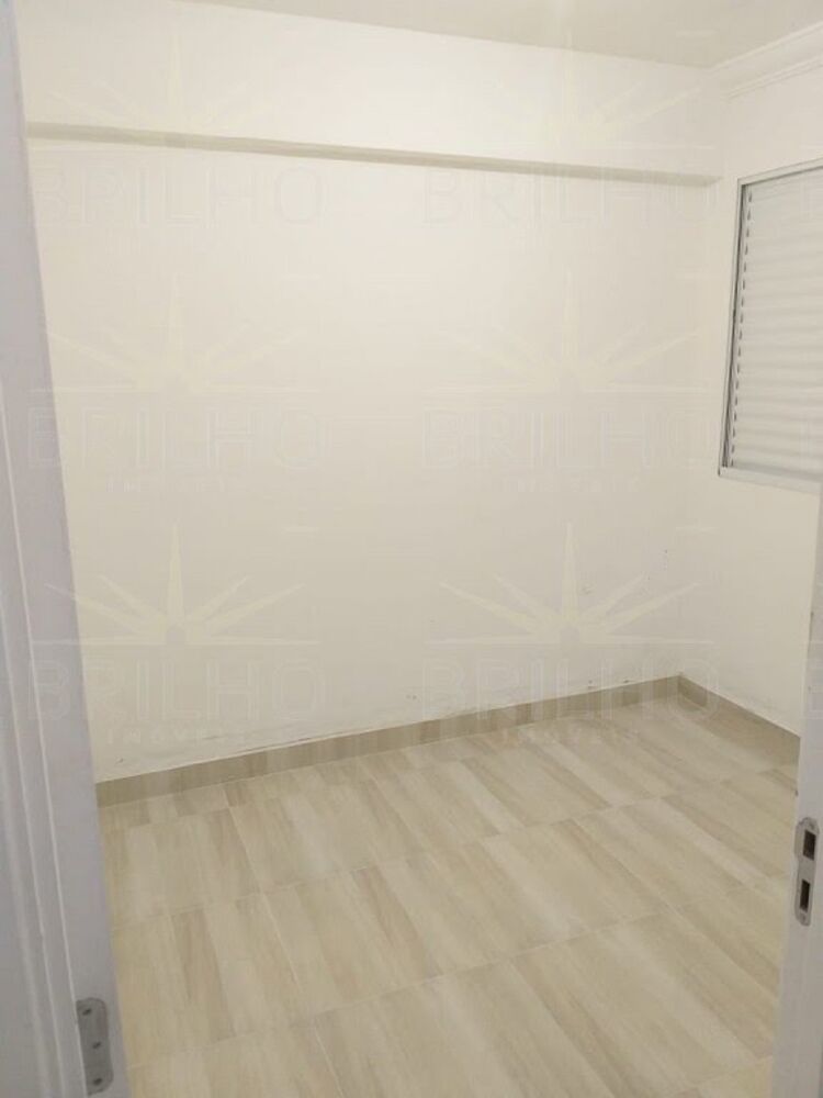 Apartamento à venda com 3 quartos, 55m² - Foto 2
