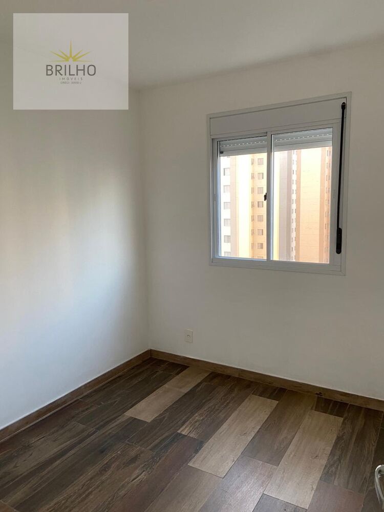 Apartamento à venda com 2 quartos, 64m² - Foto 17