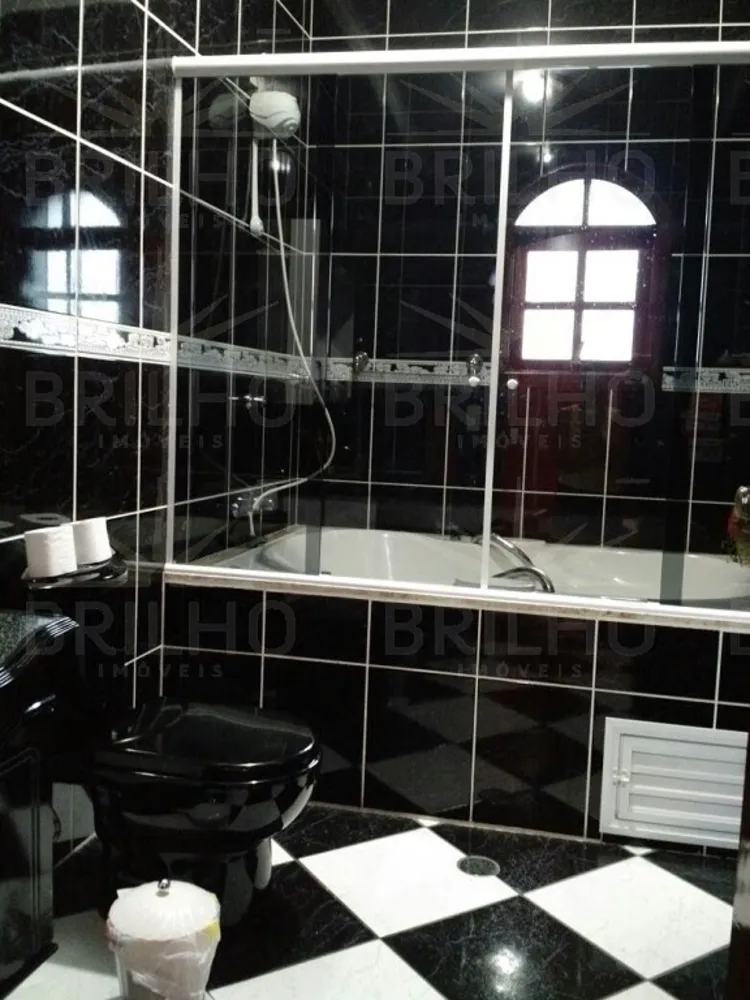 Sobrado, 4 quartos, 250 m² - Foto 1