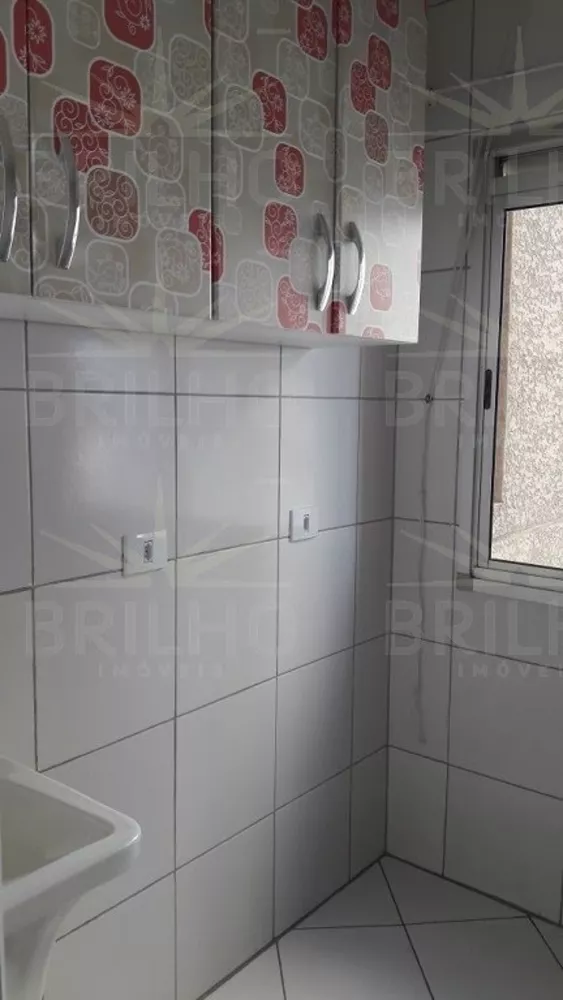 Apartamento à venda com 3 quartos, 68m² - Foto 2