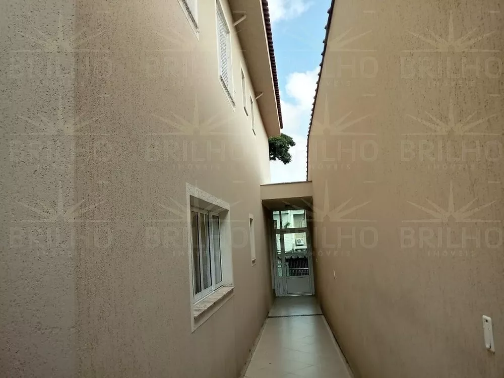 Casa à venda com 3 quartos, 230m² - Foto 4