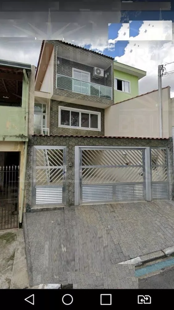 Casa à venda com 3 quartos, 230m² - Foto 1