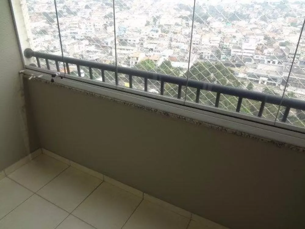 Apartamento à venda com 2 quartos, 65m² - Foto 3