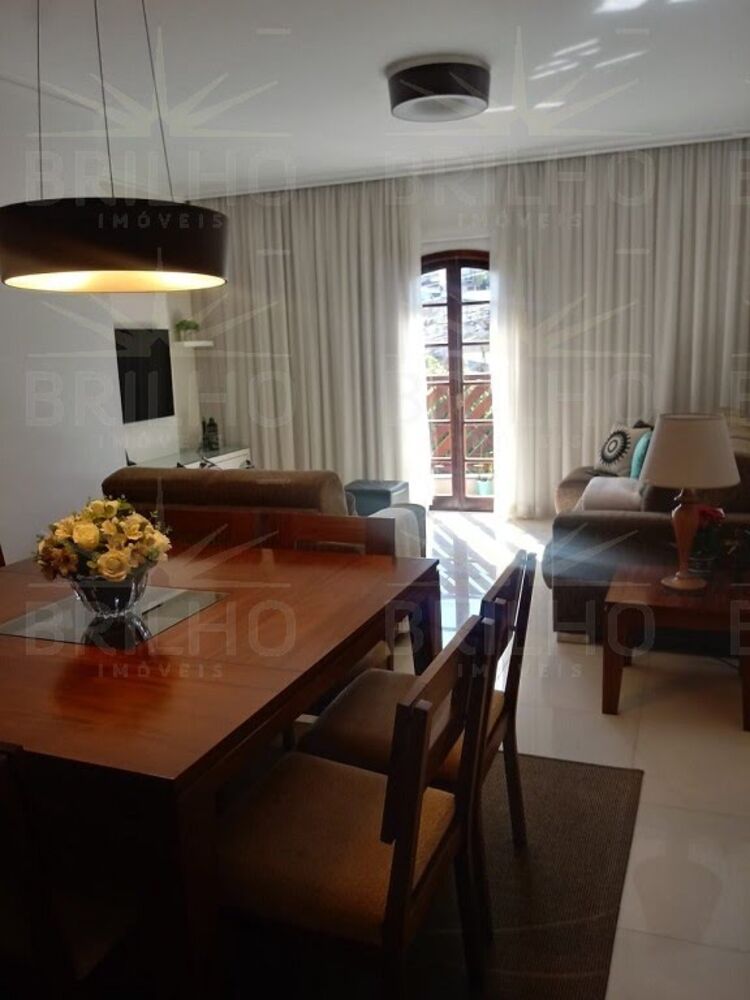 Sobrado à venda com 5 quartos, 345m² - Foto 2