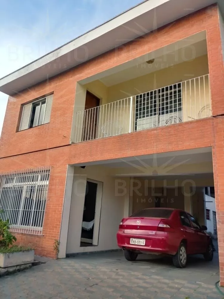 Sobrado à venda com 3 quartos, 300m² - Foto 2