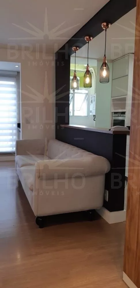 Apartamento à venda com 3 quartos, 65m² - Foto 1