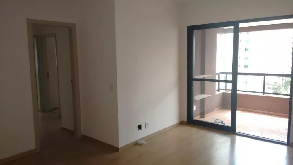 Apartamento para alugar com 3 quartos, 86m² - Foto 1