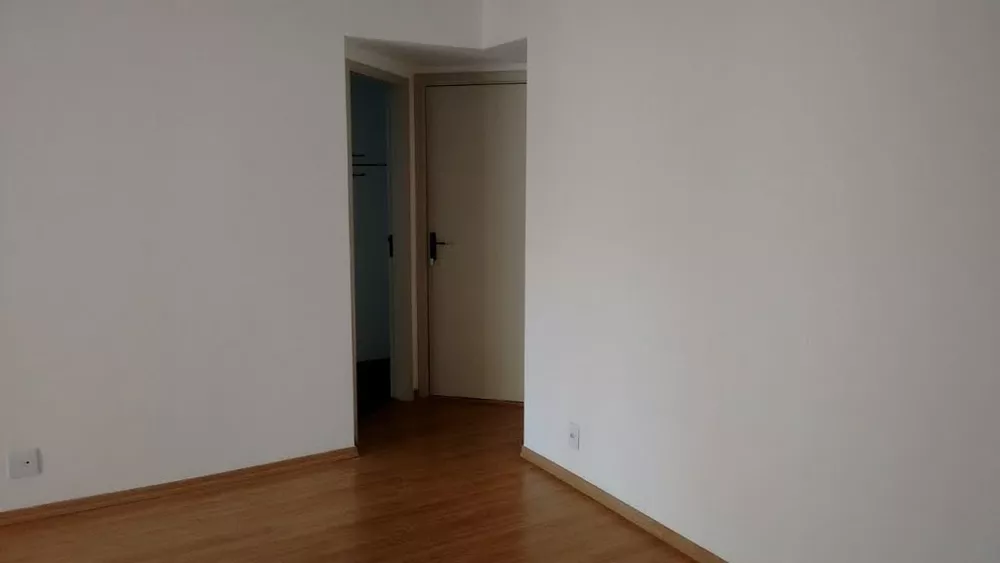 Apartamento para alugar com 3 quartos, 86m² - Foto 4