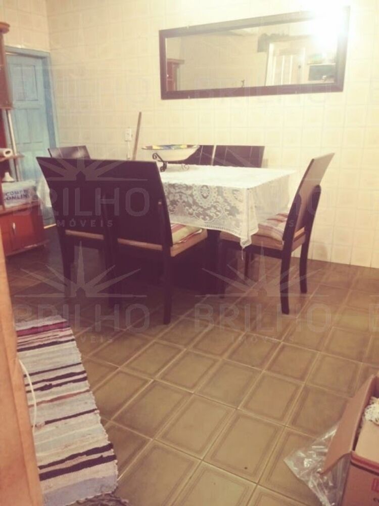 Casa à venda com 3 quartos, 180m² - Foto 15