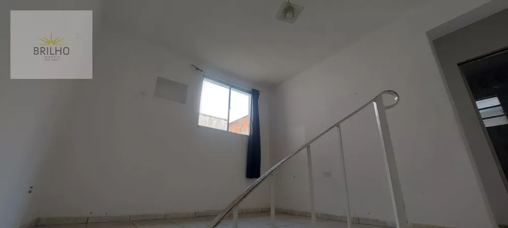 Casa para alugar com 1 quarto, 125m² - Foto 6