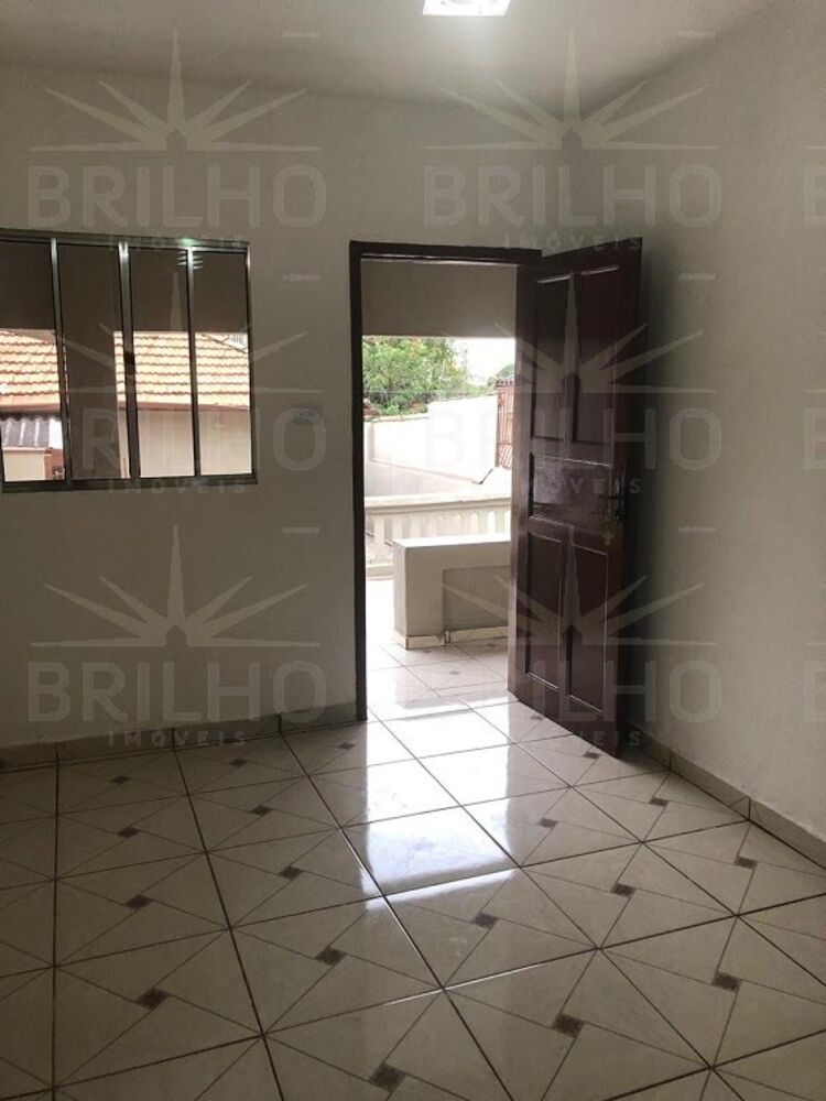 Casa para alugar com 1 quarto, 50m² - Foto 3