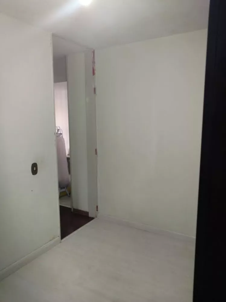 Apartamento à venda com 2 quartos, 58m² - Foto 3