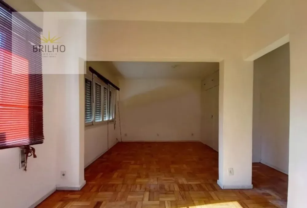 Casa, 3 quartos, 212 m² - Foto 1