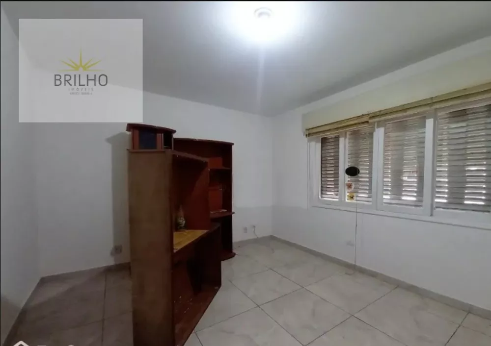 Casa, 3 quartos, 212 m² - Foto 2