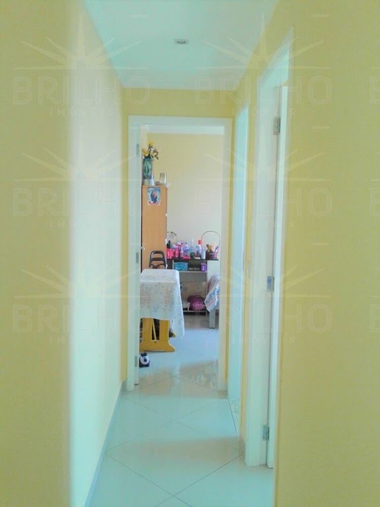 Apartamento à venda com 2 quartos, 47m² - Foto 2