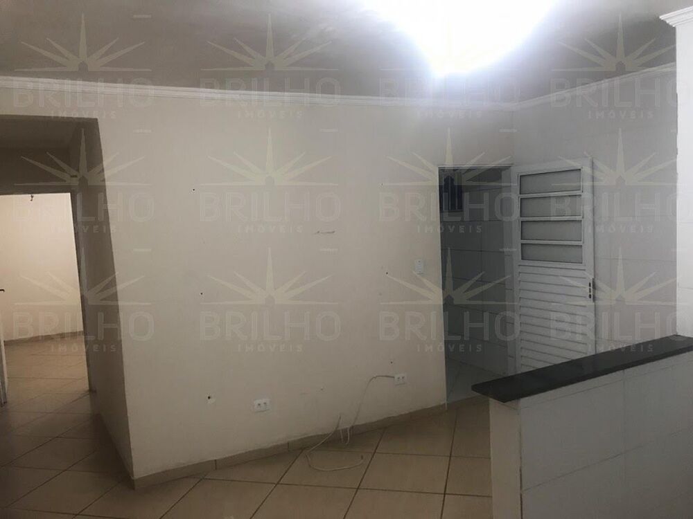 Casa para alugar com 2 quartos, 125m² - Foto 8