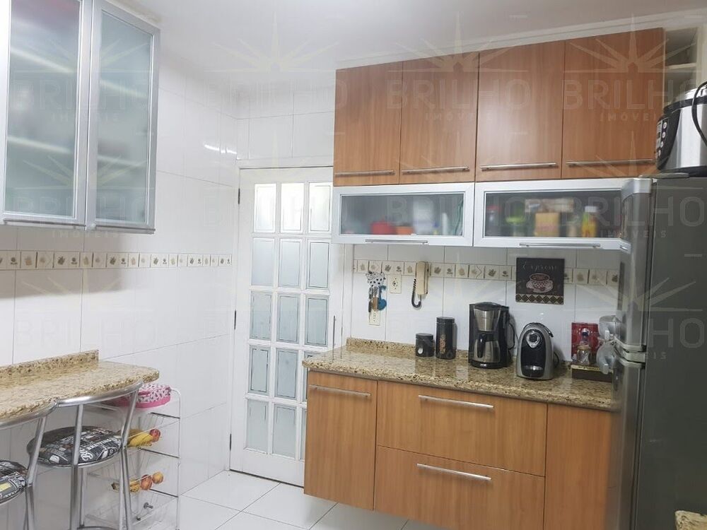 Sobrado à venda com 3 quartos, 190m² - Foto 22