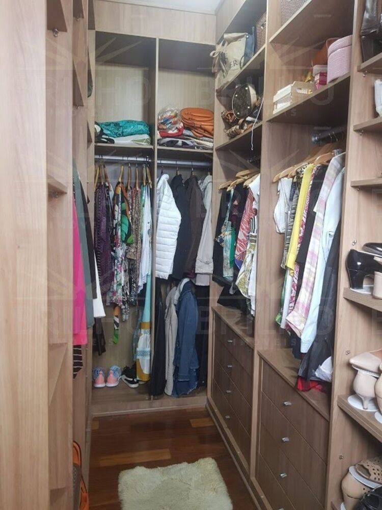 Sobrado à venda com 3 quartos, 190m² - Foto 1