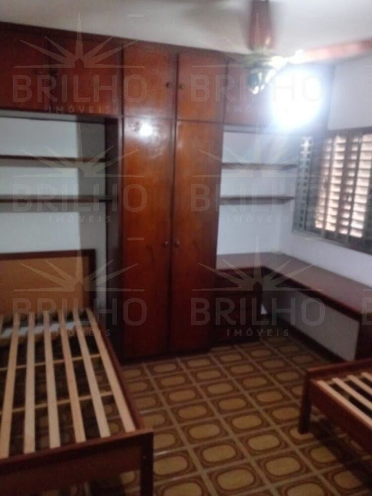 Casa, 3 quartos, 250 m² - Foto 2