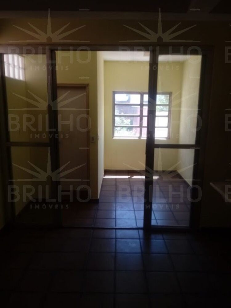 Casa, 3 quartos, 250 m² - Foto 12