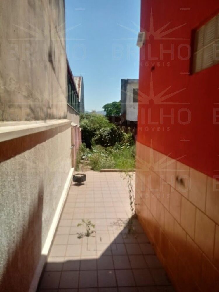 Casa, 3 quartos, 250 m² - Foto 9