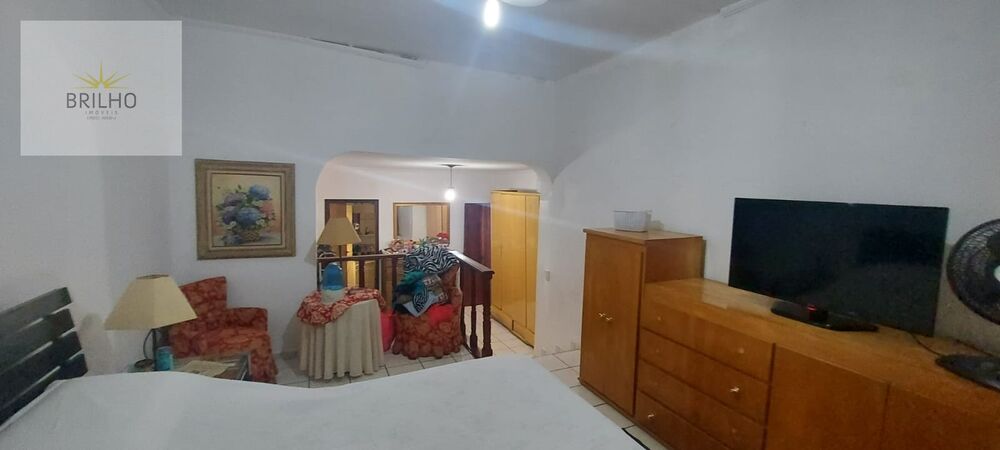 Casa para alugar com 2 quartos, 90m² - Foto 15