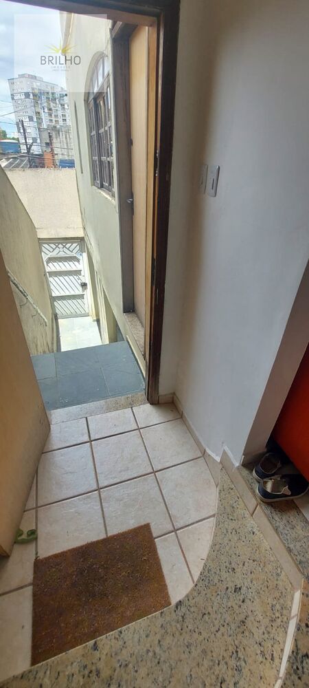 Casa para alugar com 2 quartos, 90m² - Foto 5