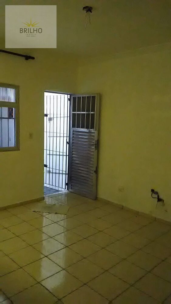 Sobrado à venda com 2 quartos, 63m² - Foto 2