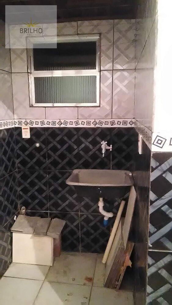 Sobrado à venda com 2 quartos, 63m² - Foto 1
