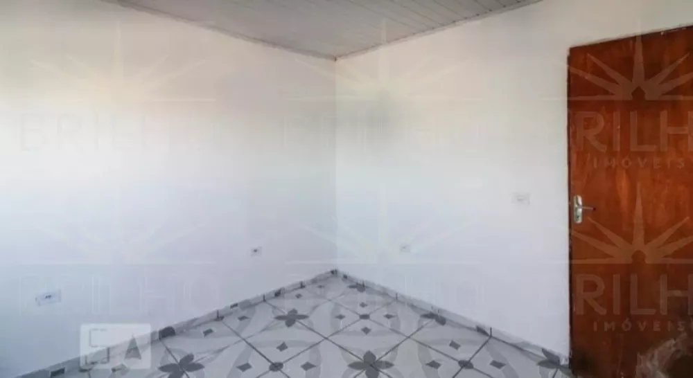 Casa para alugar com 2 quartos, 60m² - Foto 12