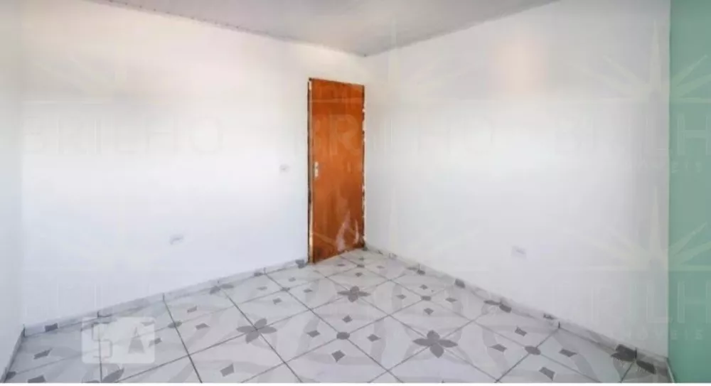 Casa para alugar com 2 quartos, 60m² - Foto 8