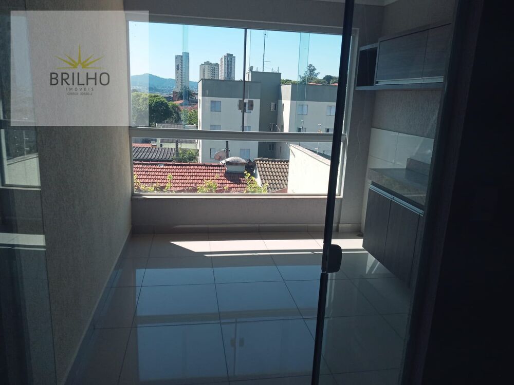 Sobrado à venda com 3 quartos, 200m² - Foto 11
