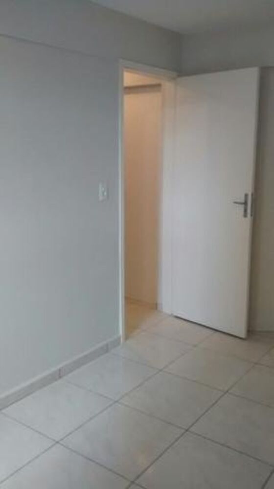 Apartamento à venda com 2 quartos, 60m² - Foto 7