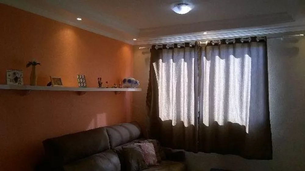 Apartamento à venda com 2 quartos, 42m² - Foto 1