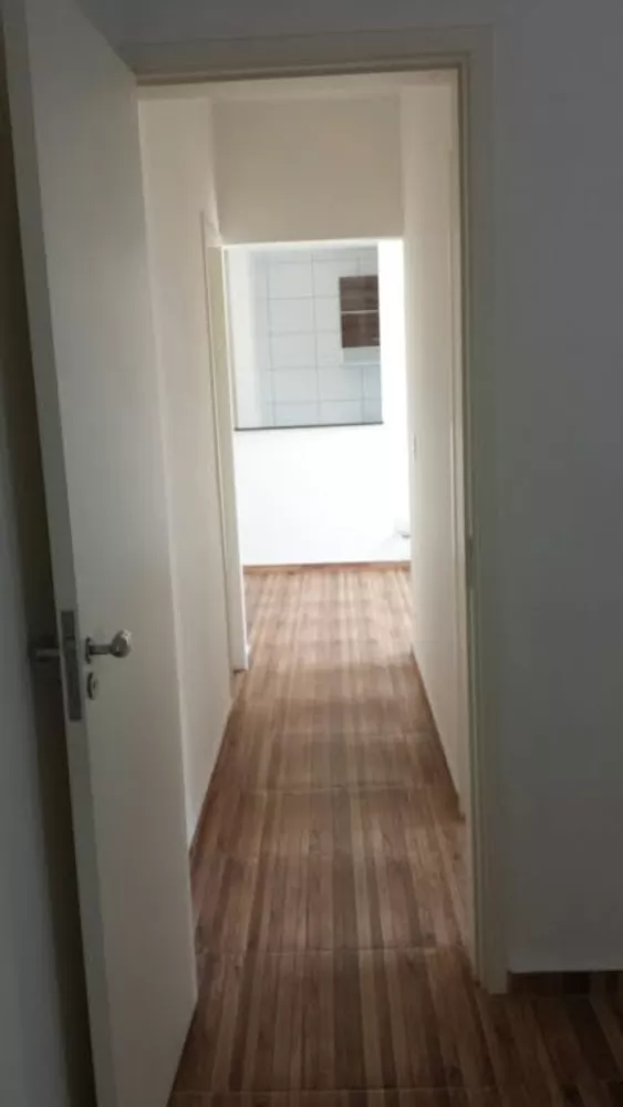 Apartamento à venda com 2 quartos, 57m² - Foto 2