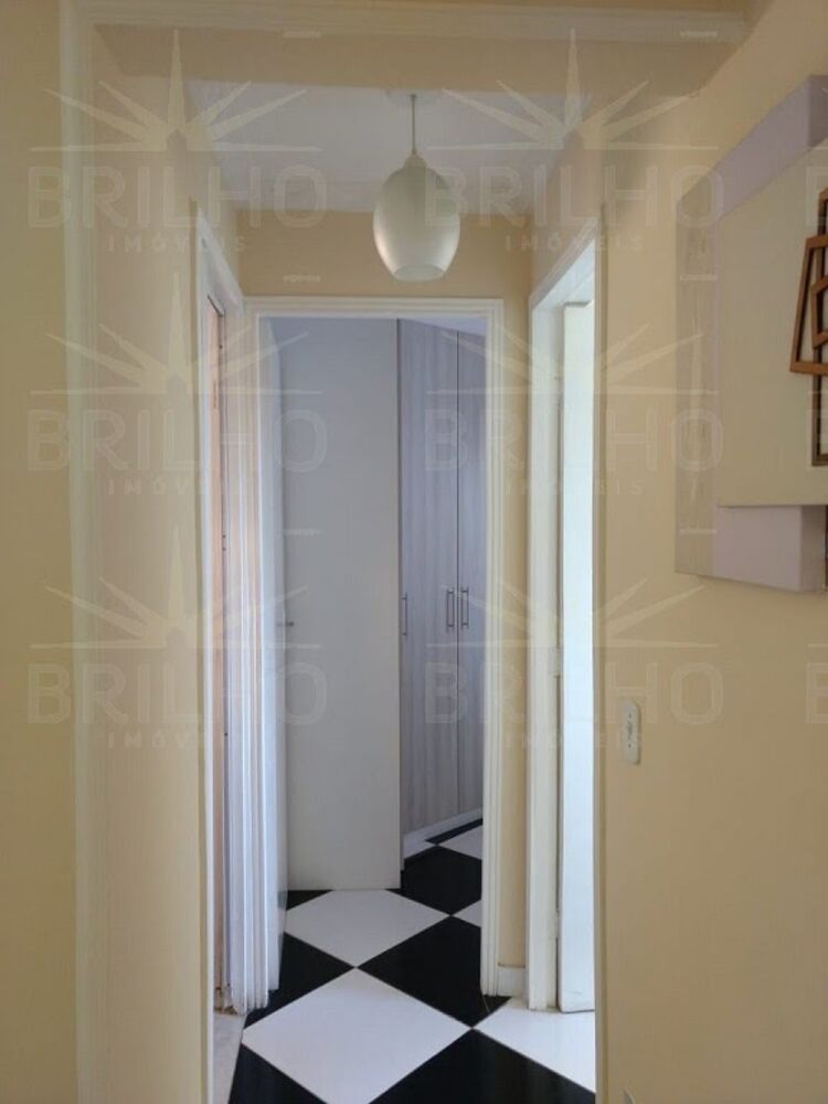 Apartamento à venda com 2 quartos, 55m² - Foto 11