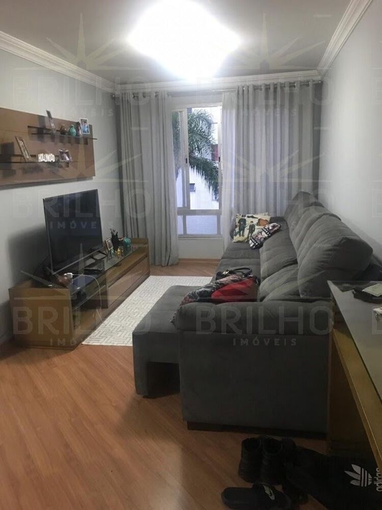 Apartamento à venda com 3 quartos, 76m² - Foto 1