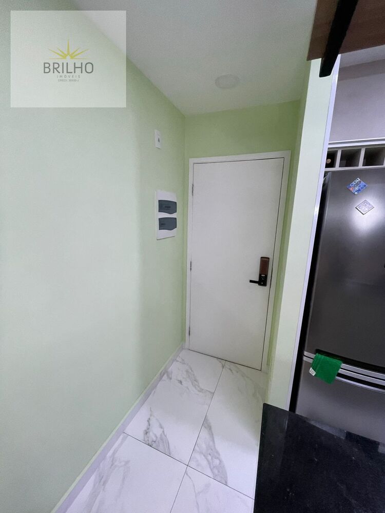 Apartamento à venda com 2 quartos, 62m² - Foto 1