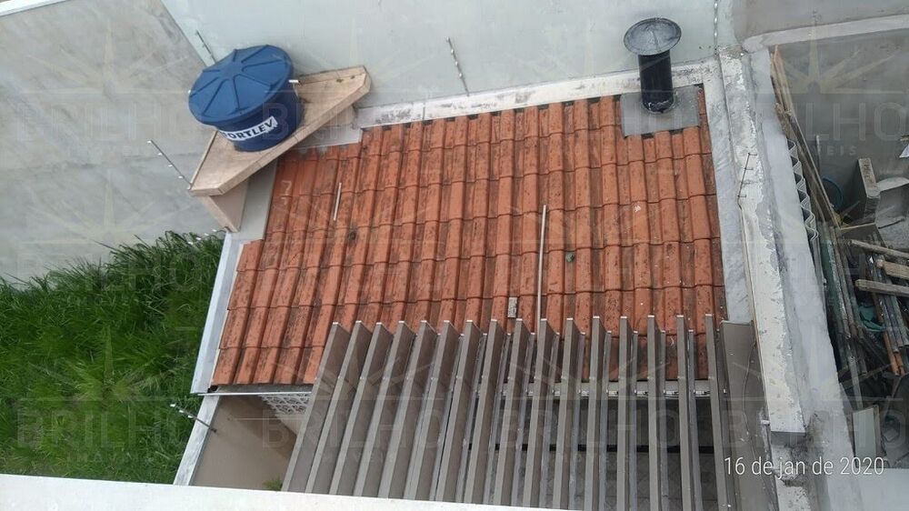 Sobrado à venda com 3 quartos, 135m² - Foto 1