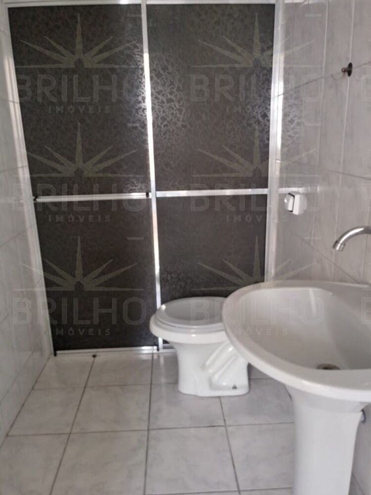Casa para alugar com 1 quarto, 125m² - Foto 6