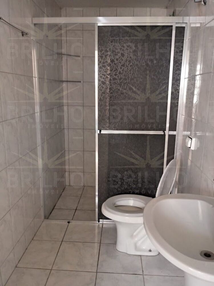 Casa para alugar com 1 quarto, 125m² - Foto 8