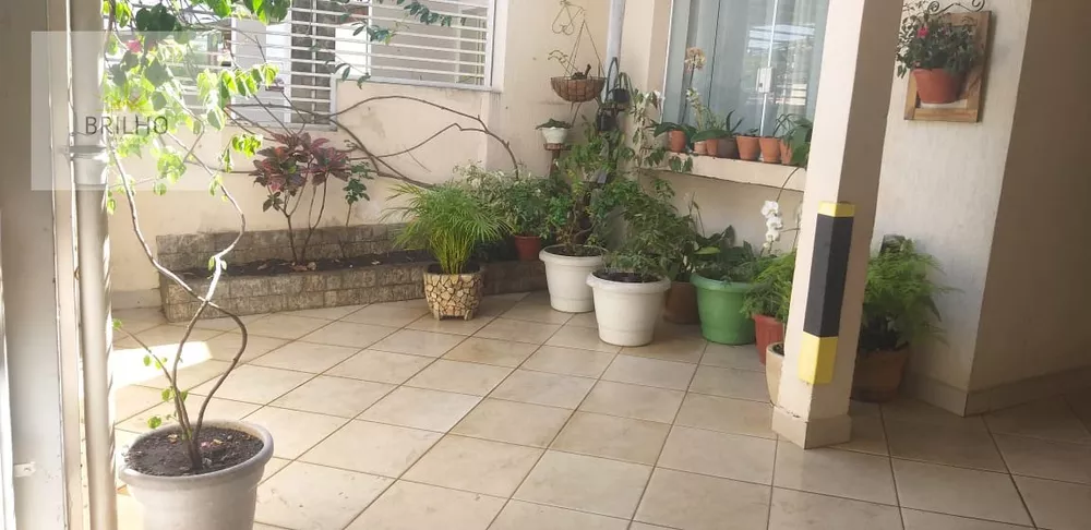 Casa, 3 quartos, 170 m² - Foto 2