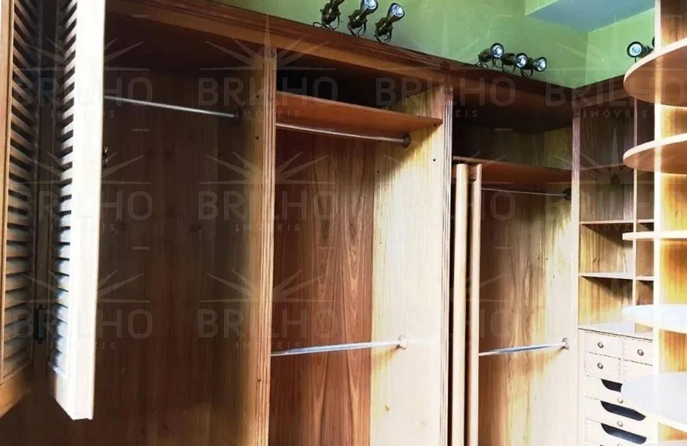 Sobrado, 5 quartos, 572 m² - Foto 1
