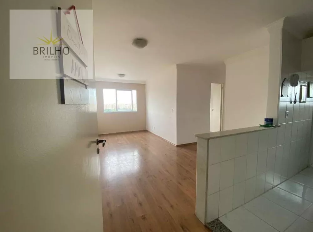 Apartamento à venda com 3 quartos, 65m² - Foto 2