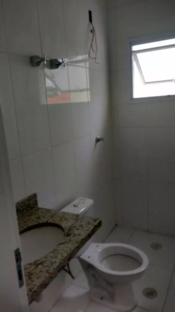 Sobrado à venda com 3 quartos, 230m² - Foto 4