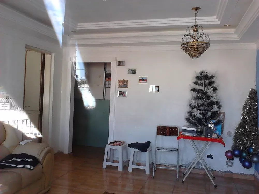 Casa à venda com 2 quartos, 180m² - Foto 3