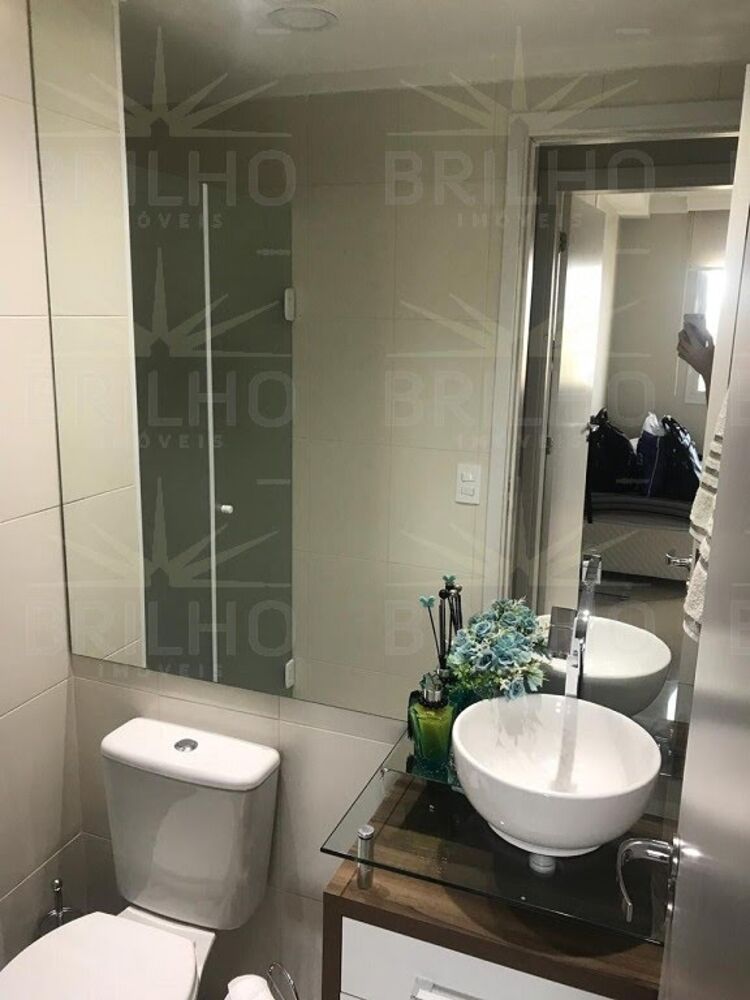 Apartamento à venda com 2 quartos, 63m² - Foto 30