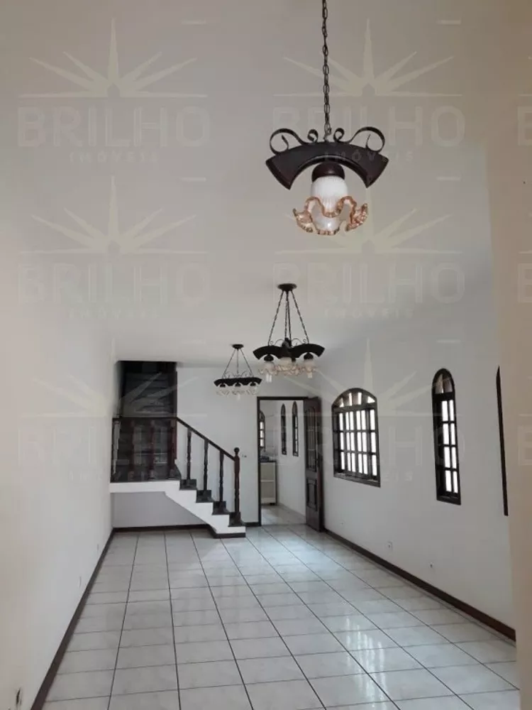 Sobrado para alugar com 4 quartos, 250m² - Foto 3